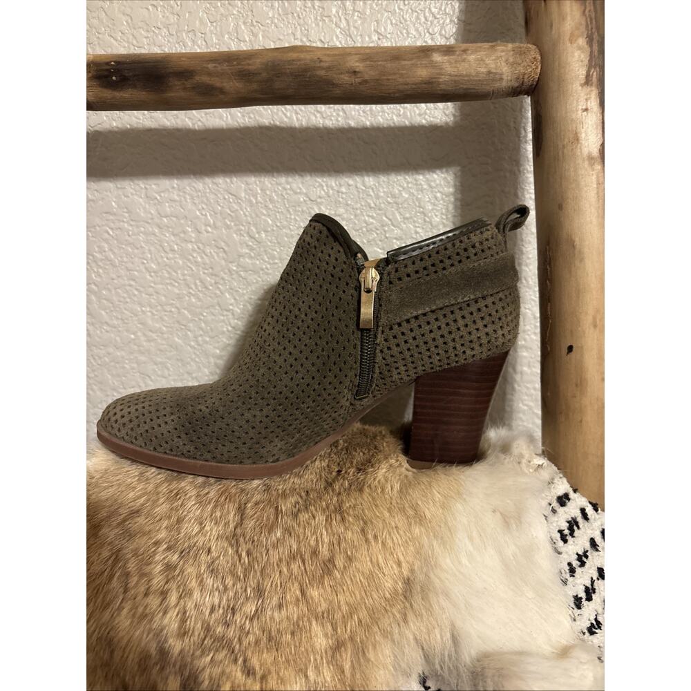 Franco Sarto womens suede Dark Olive Green booties size 7.5 M 3" heel - Picture 6 of 7